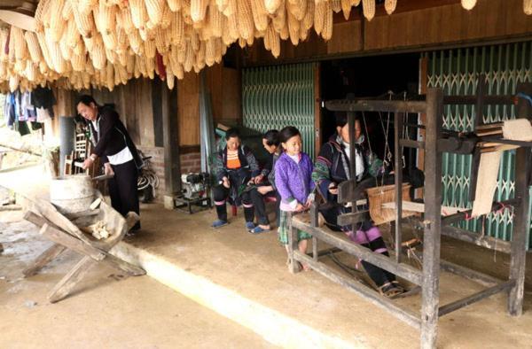 Khach San Sapa Ngay Nay Exterior foto